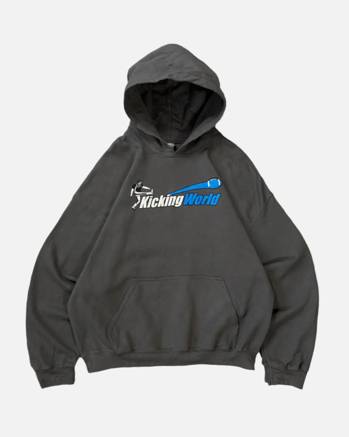 VINTAGE KICKING WORLD HOODIE