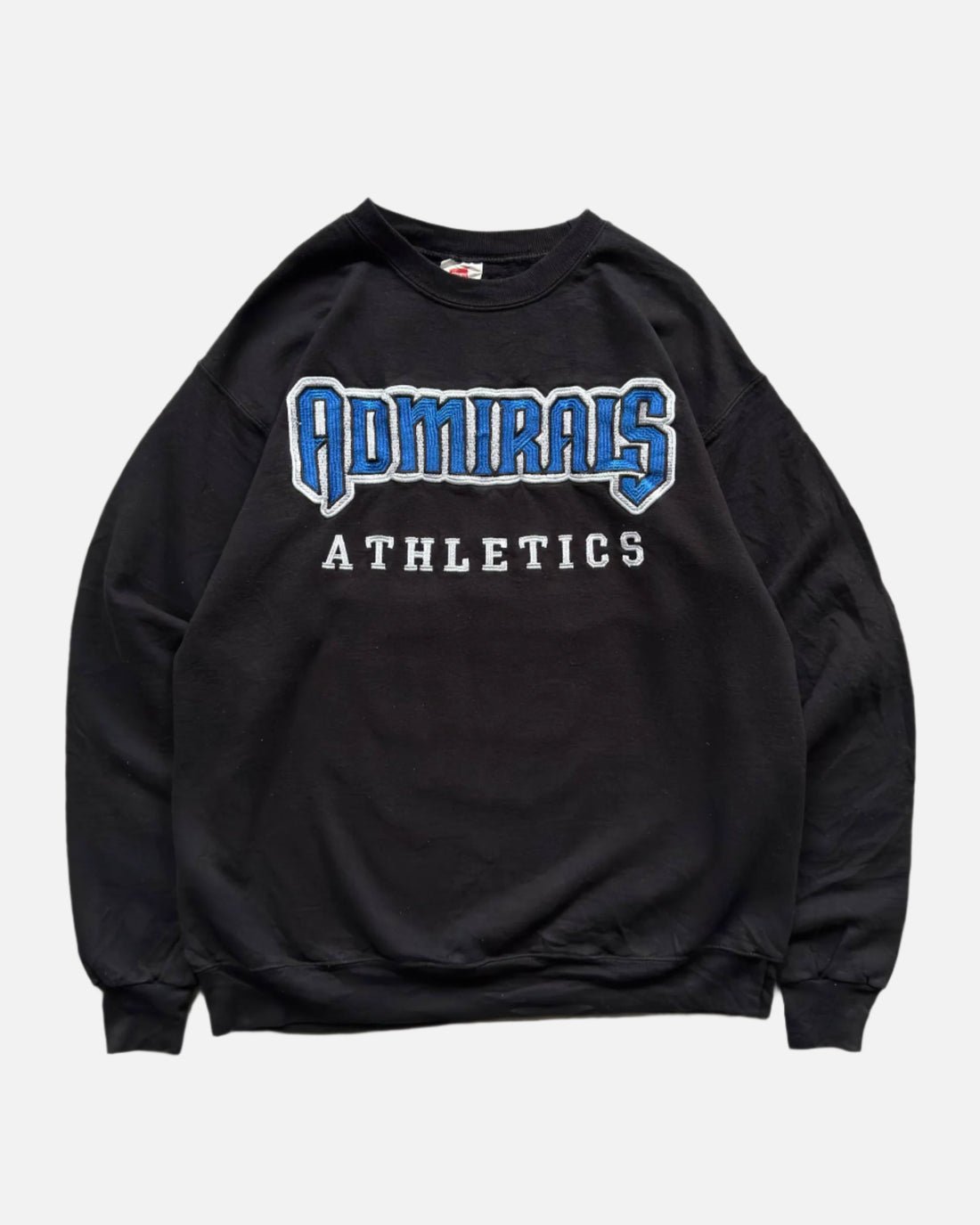 VINTAGE ADMIRAIS CREWNECK