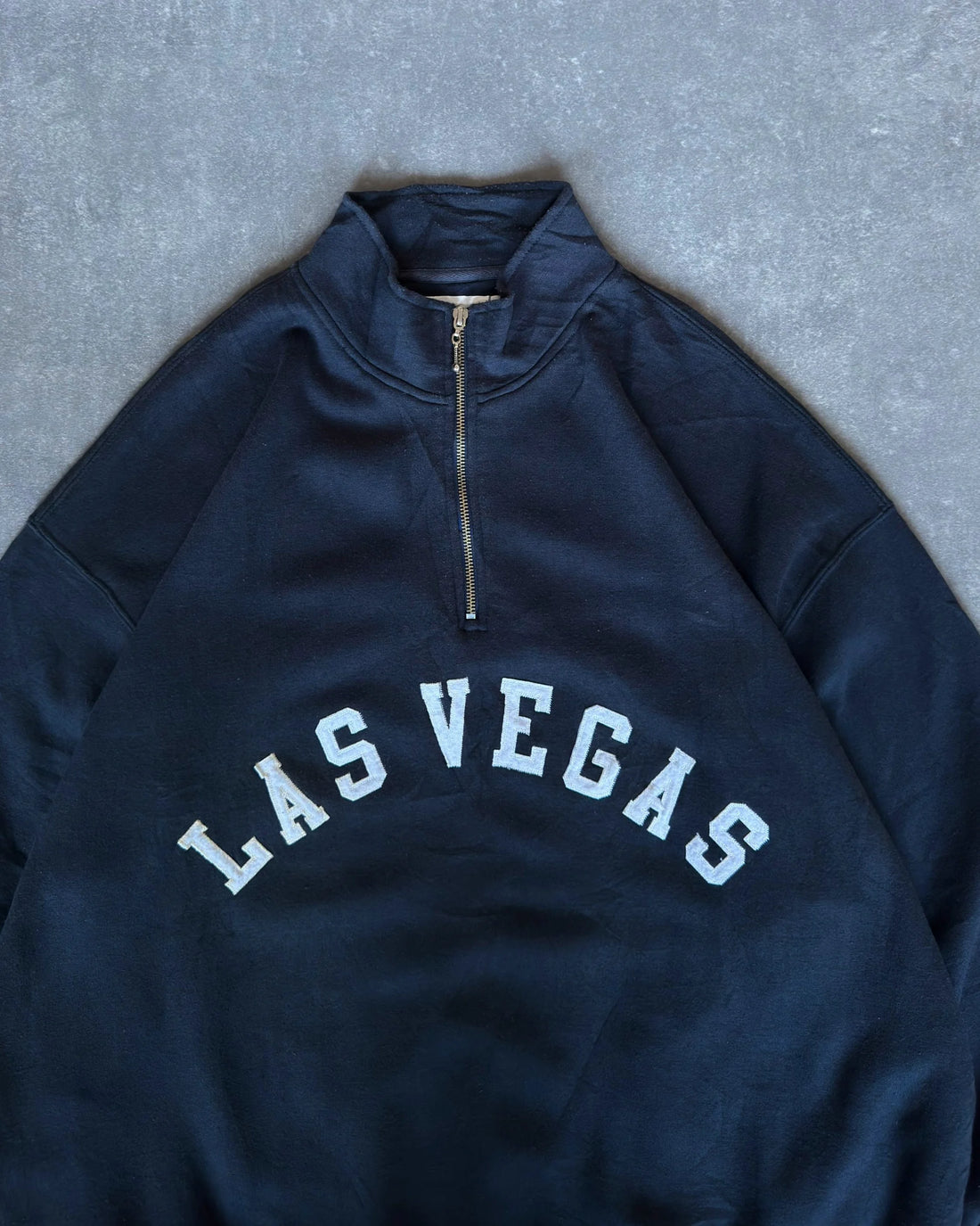 VINTAGE LV HALF ZIP