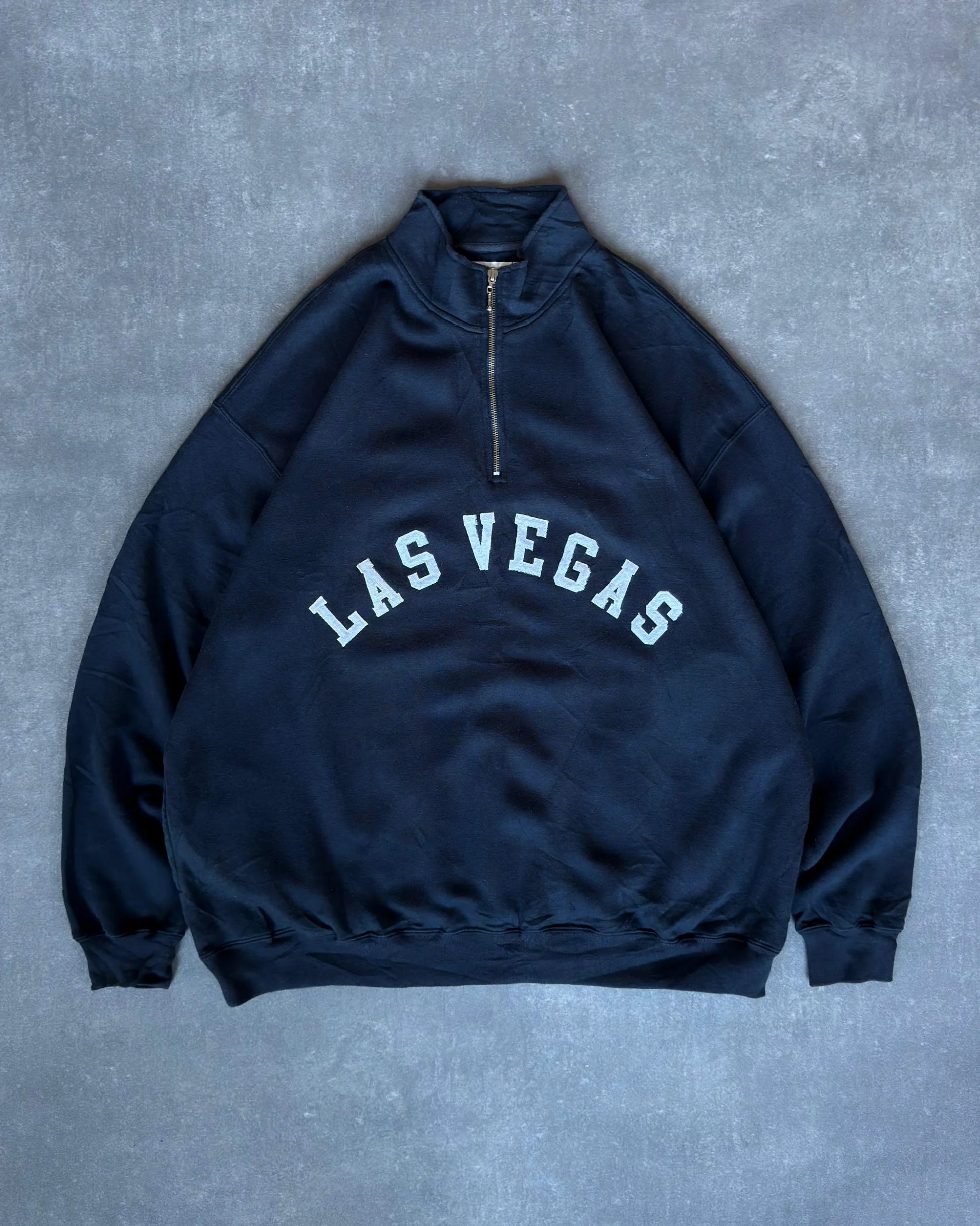 VINTAGE LV HALF ZIP