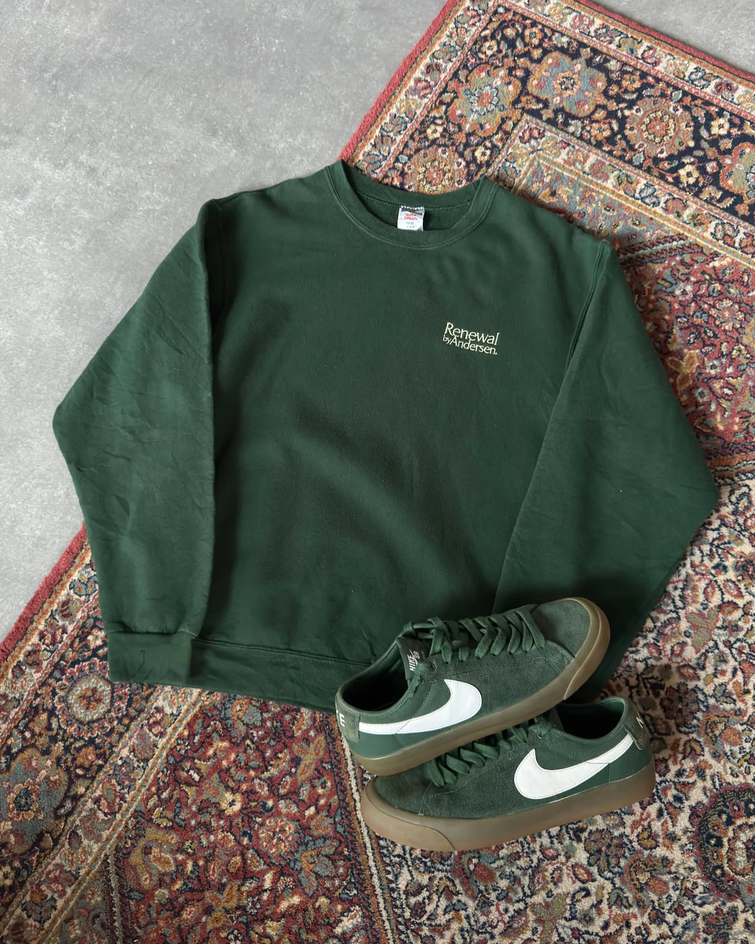 VINTAGE RENEWAL CREWNECK